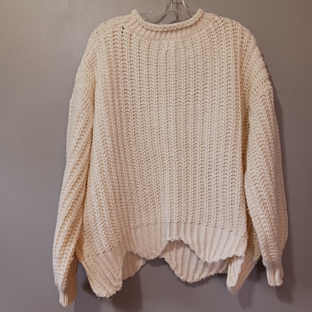 Bluivy Cozy Cream Chunky Knit Sweater Distressed Hem Balloon Sleeve Med Large - Picture 5 of 6
